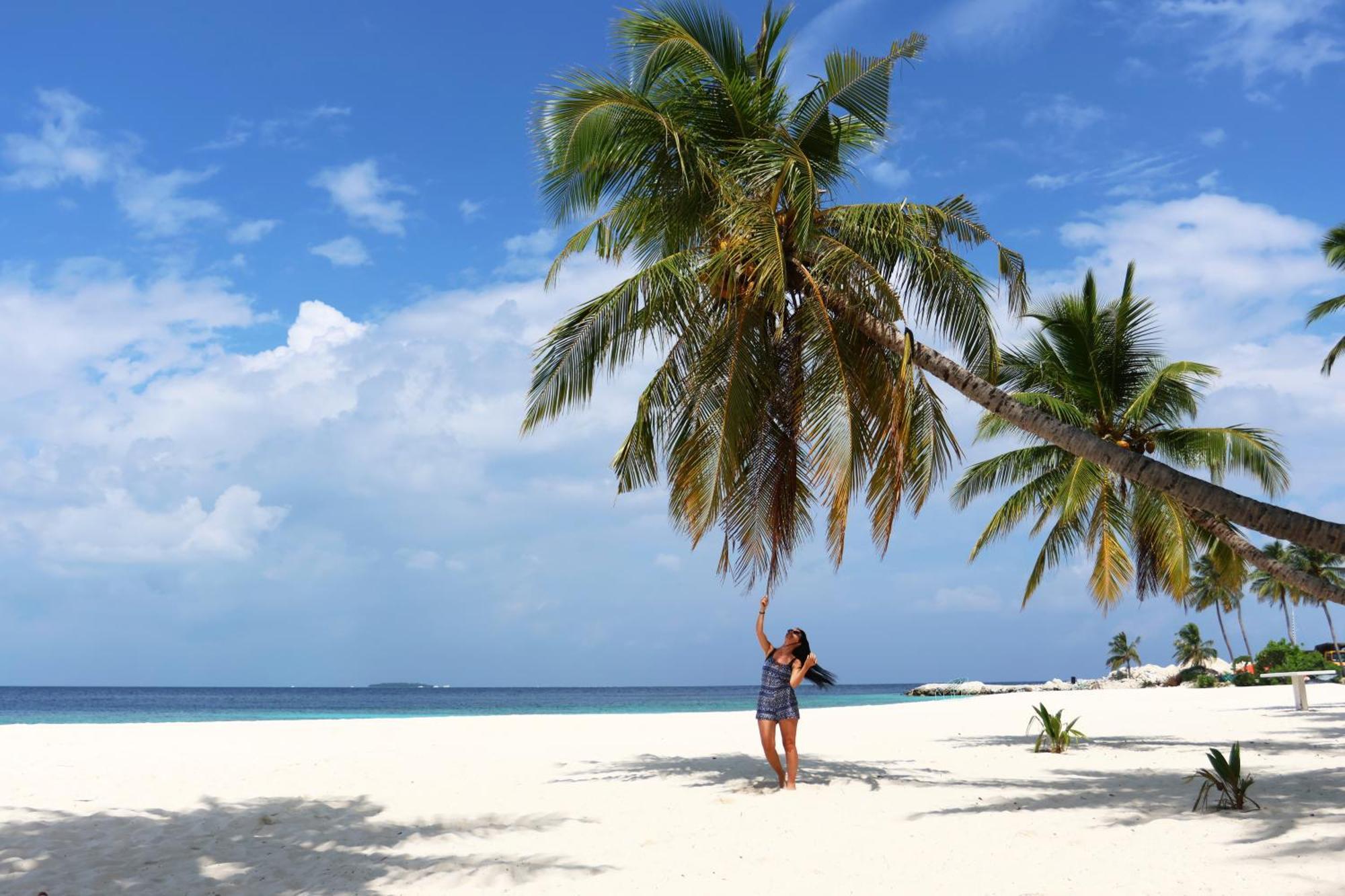 Hanifaru Transit Inn Dharavandhoo Exterior photo