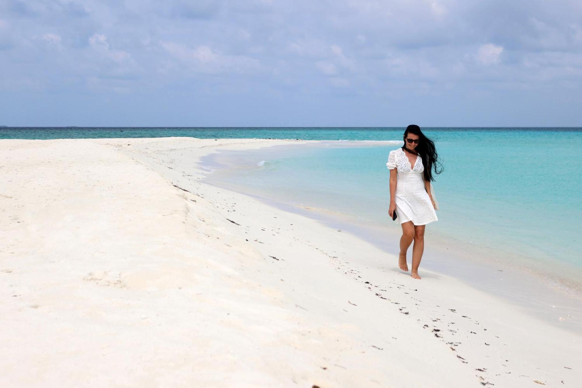 Hanifaru Transit Inn Dharavandhoo Exterior photo